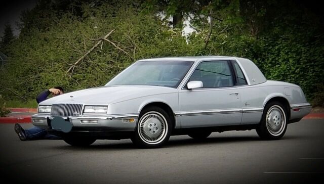 1989 Buick Riviera