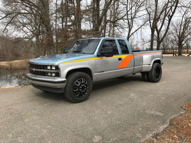 1989 Chevrolet C/K Pickup 3500 Silverado