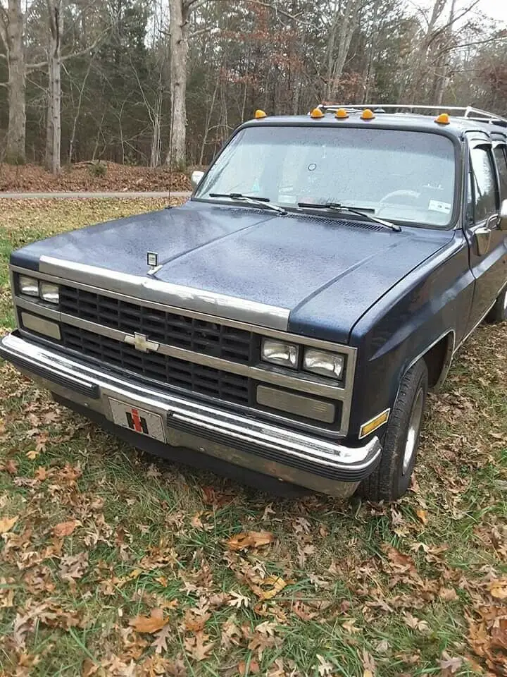 1989 Chevrolet R1500 Suburban R1500