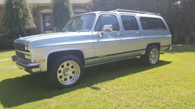 1989 Chevrolet Suburban Silverado