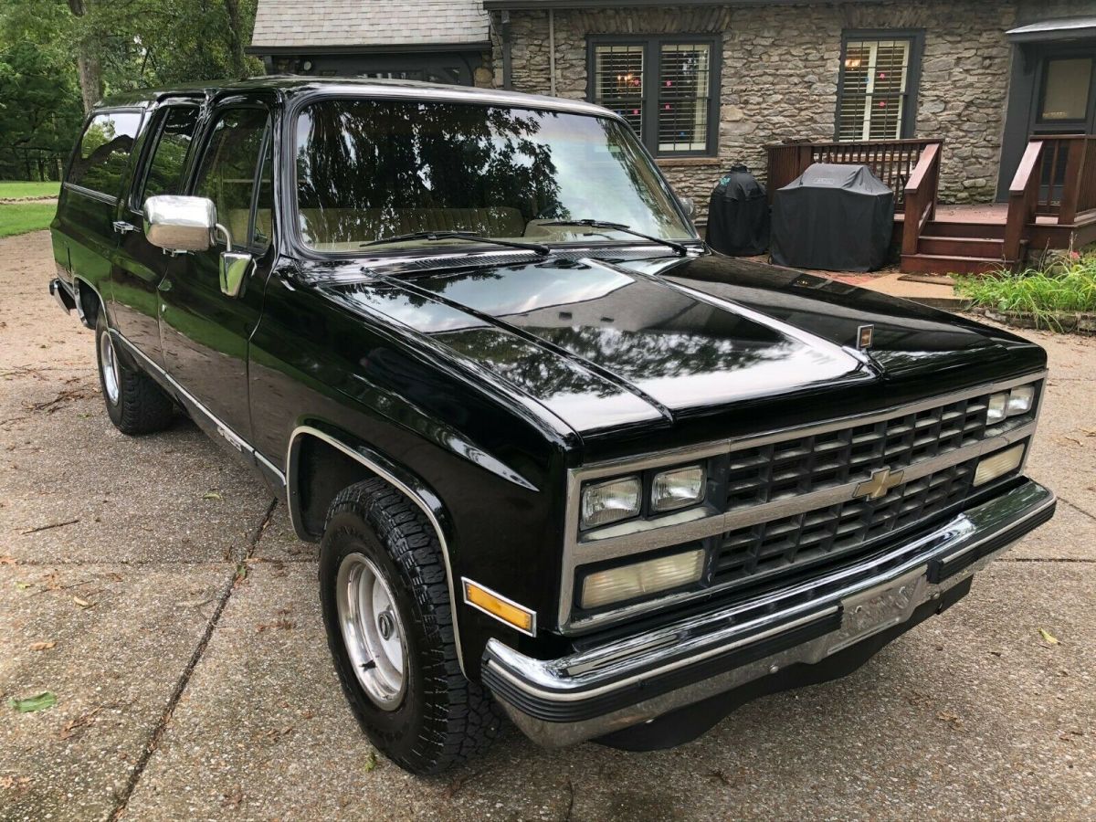 1989 Chevrolet Suburban R1500