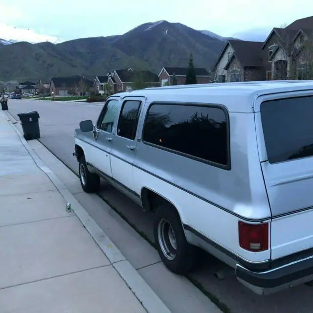 1989 Chevrolet Suburban