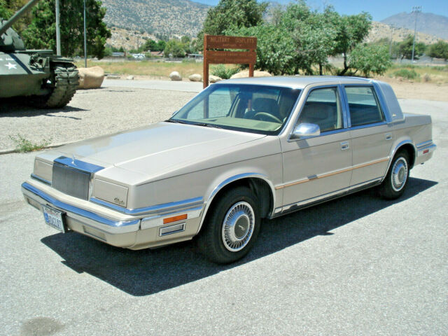 1989 Chrysler New Yorker Landau