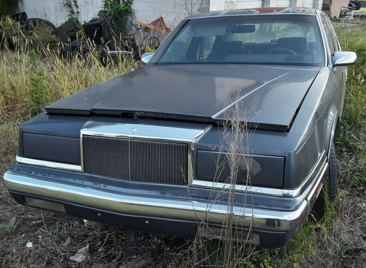 1989 Chrysler New Yorker