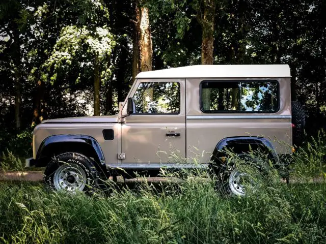 1989 Land Rover Defender