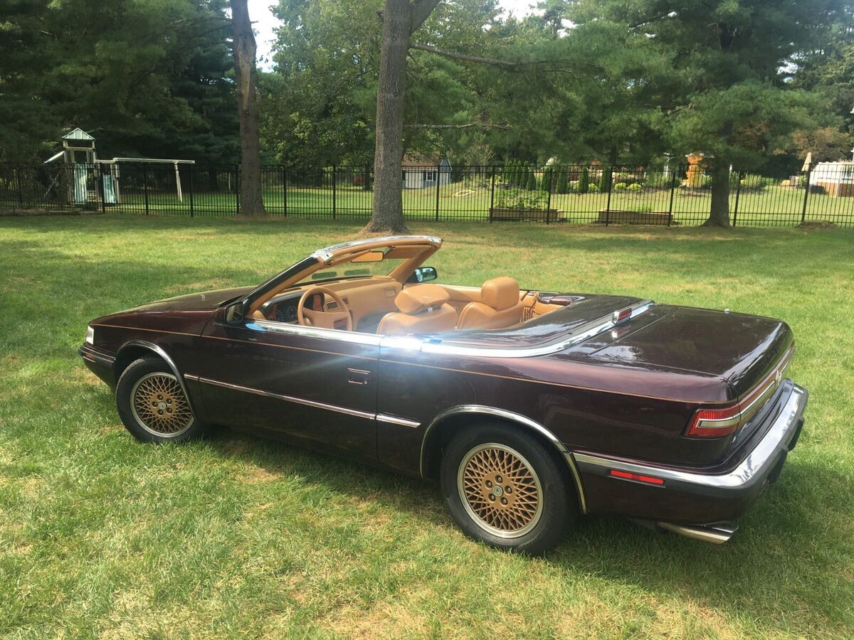 1989 Chrysler TC Maserati BY MASERATI