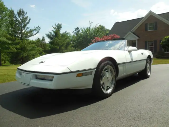 19890000 Chevrolet Corvette Convertible L98