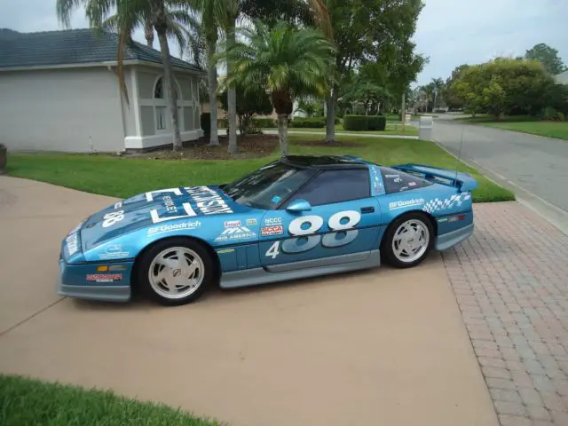 1989 Chevrolet Corvette Base Hatchback 2-Door