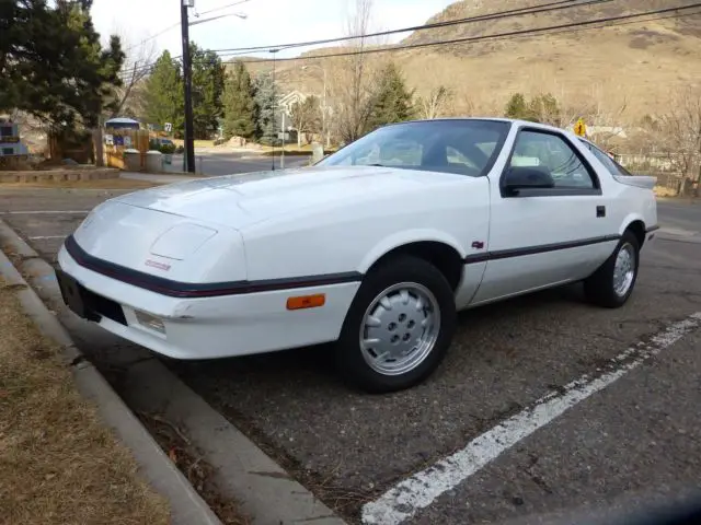 1989 Dodge Daytona CS