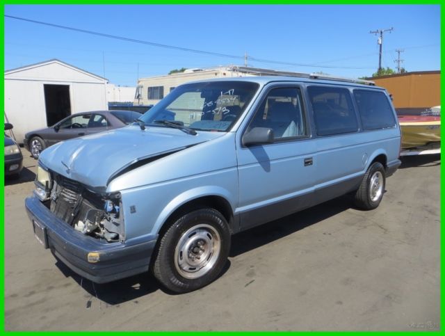 1989 Dodge Grand Caravan LE