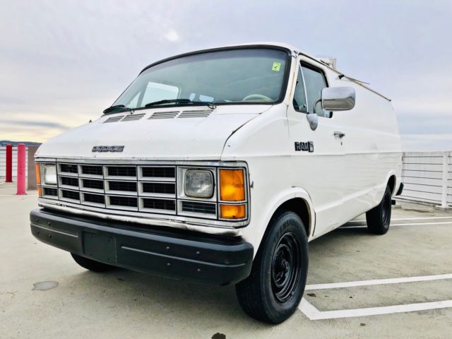 1989 Dodge Ram Van