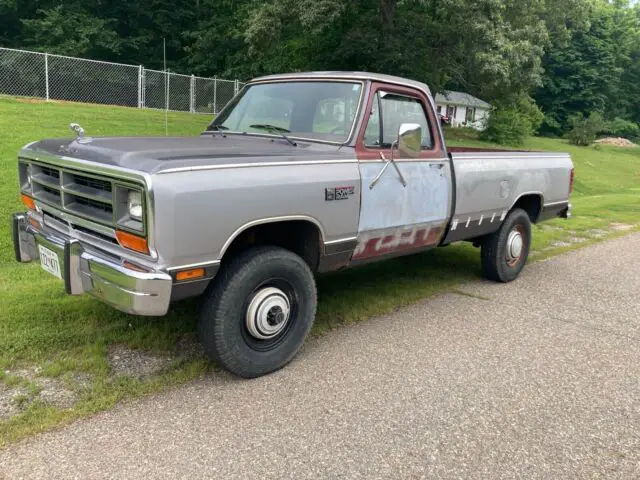 1989 Dodge W-Series W200