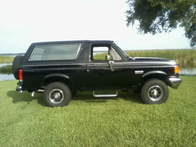 1989 Ford Bronco XLT