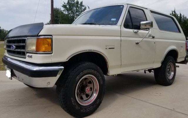 1989 Ford Bronco XLT