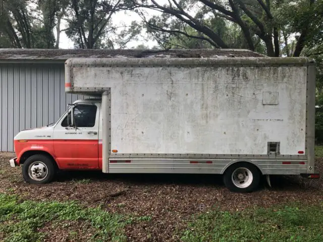 1989 Ford E-Series Van