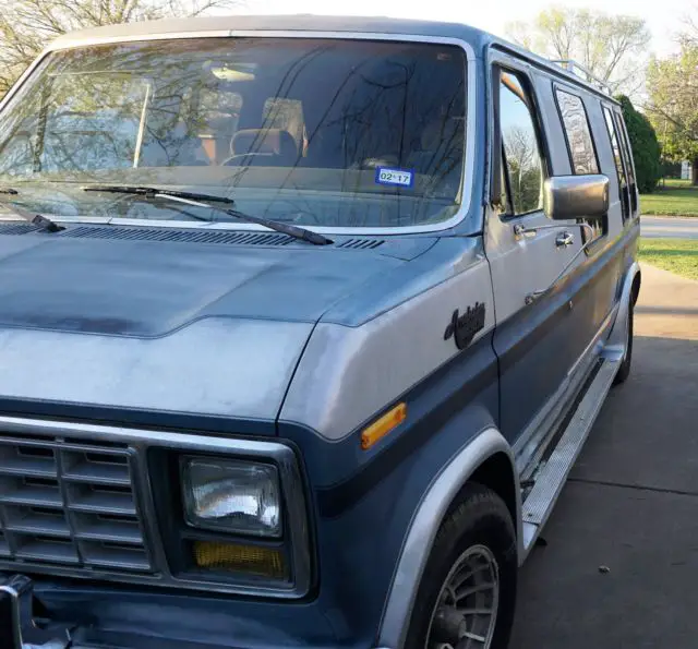 1989 Ford E-Series Van