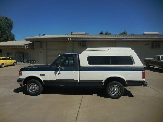 1989 Ford F-150 XLT Lariat