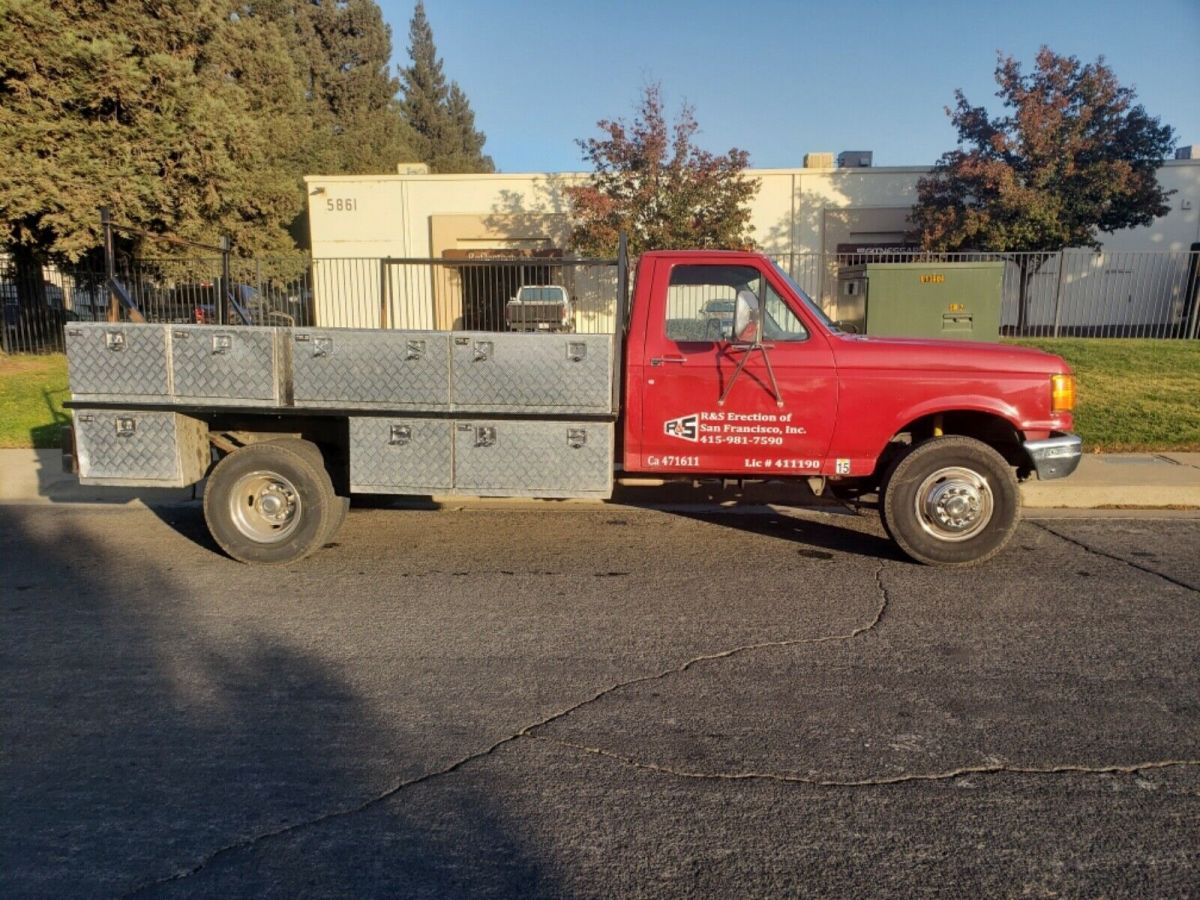 1989 Ford F-450 4X2 2dr Regular Cab