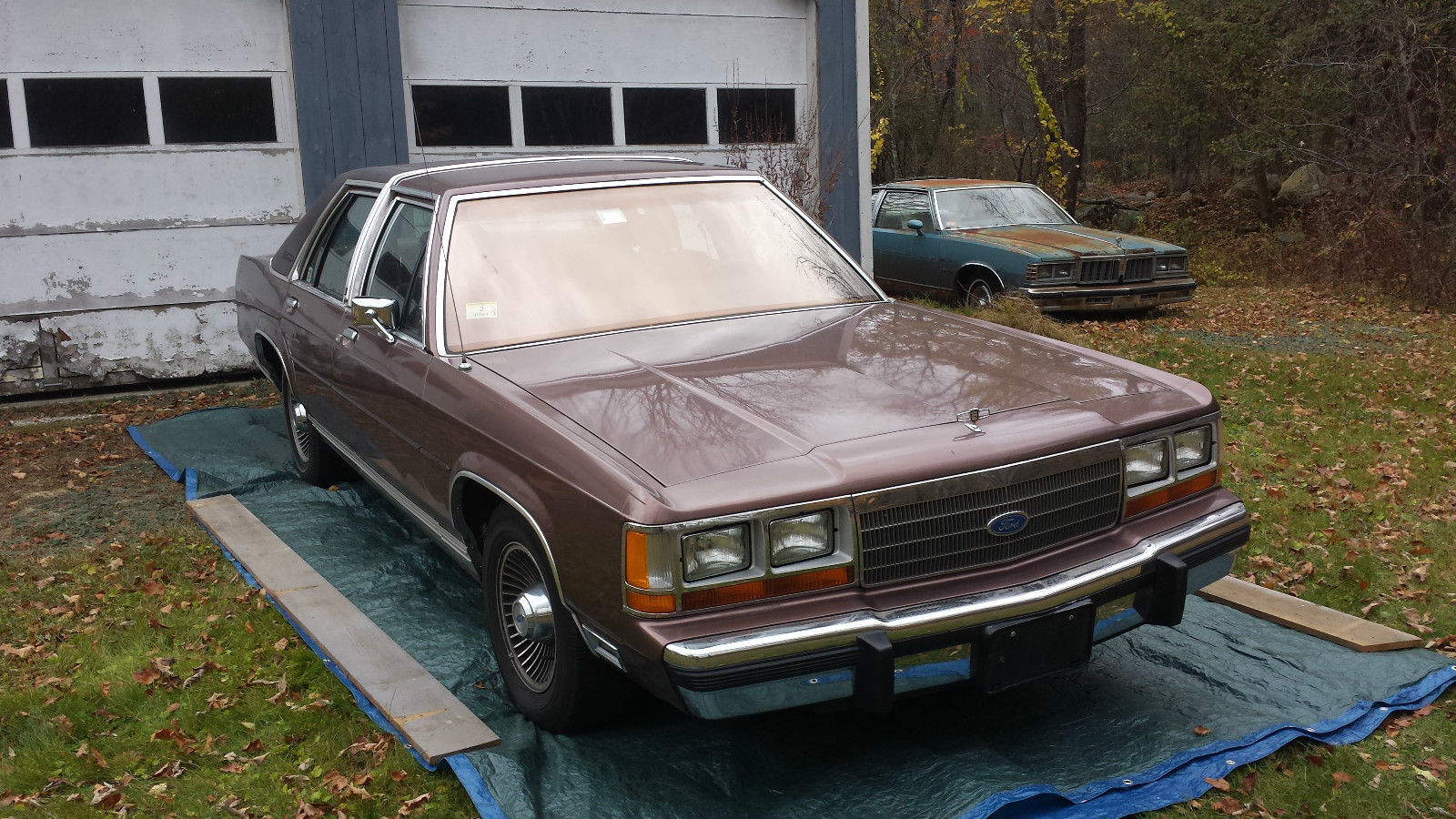 1989 Ford Crown Victoria LX