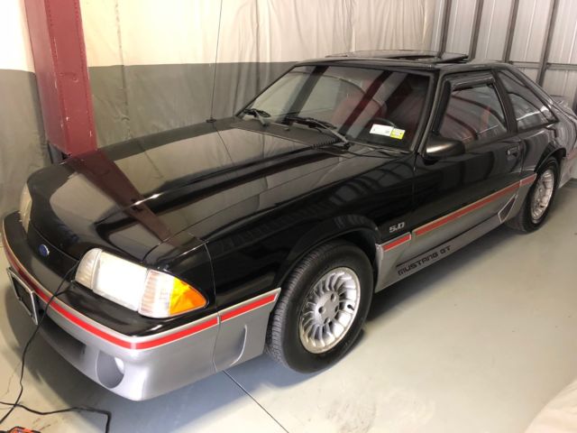 1989 Ford Mustang GT