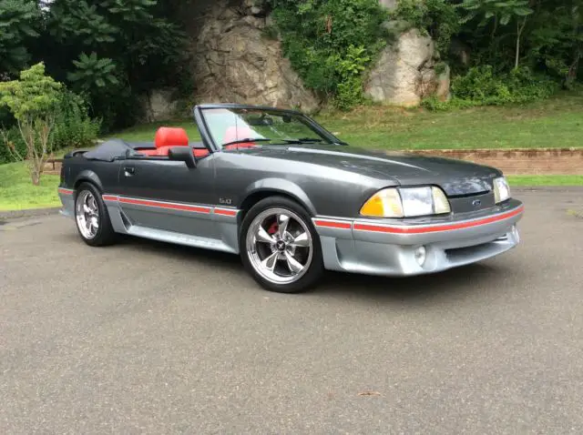 1989 Ford Mustang