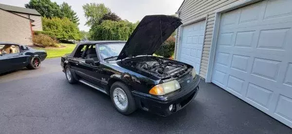 1988 Ford Mustang