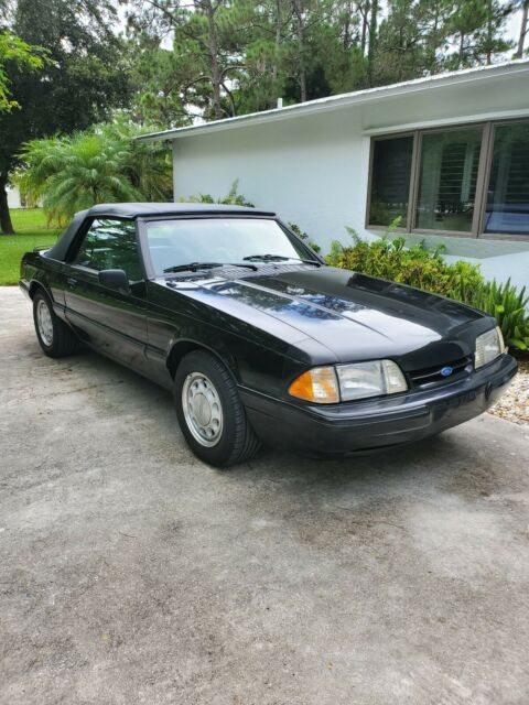 1989 Ford Mustang LX leather