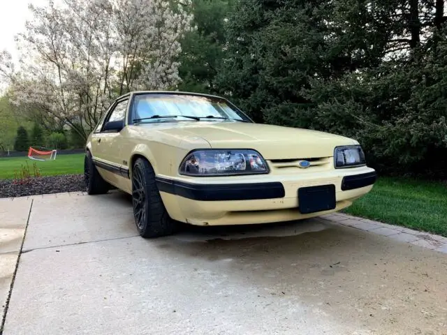 1989 Ford Mustang LX