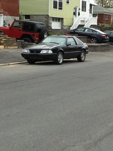 1989 Ford Mustang