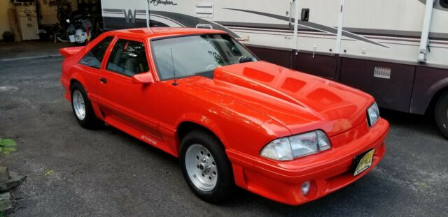 1989 Ford Mustang