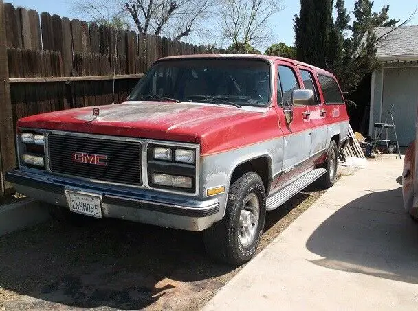 1989 GMC Suburban deluxe