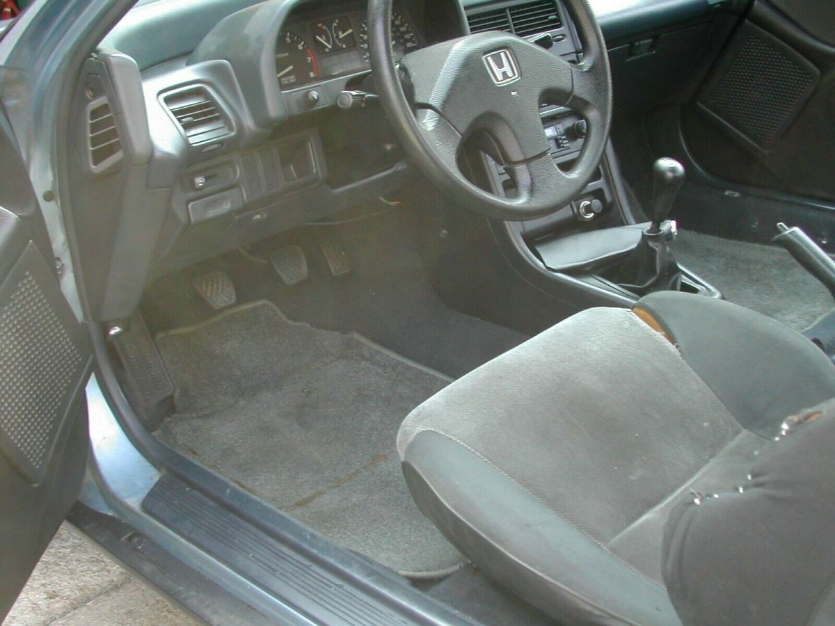 1989 Honda CRX HF vehicle for sale by owner for sale: photos 