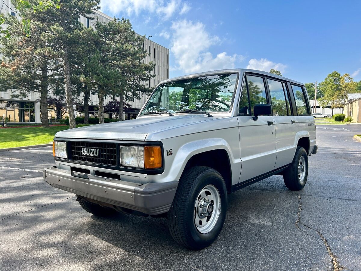 1989 Isuzu Trooper II