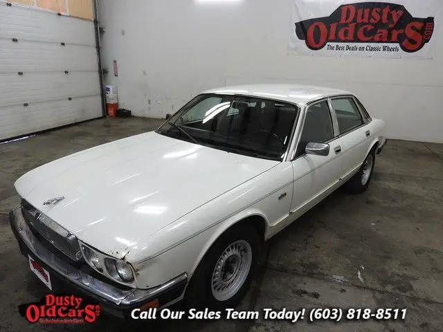 1989 Jaguar XJ 3.6L I6 Auto Body Int Good Runs Parts Car