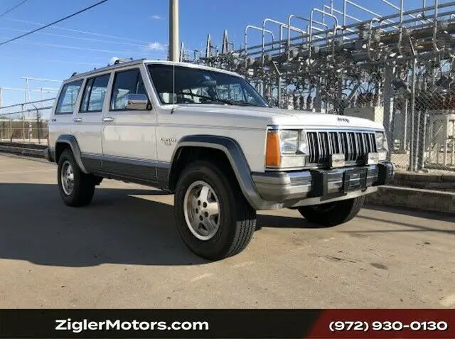 1989 Jeep Cherokee Laredo 4WD 4.0L AMC inline six gasoline engines .R