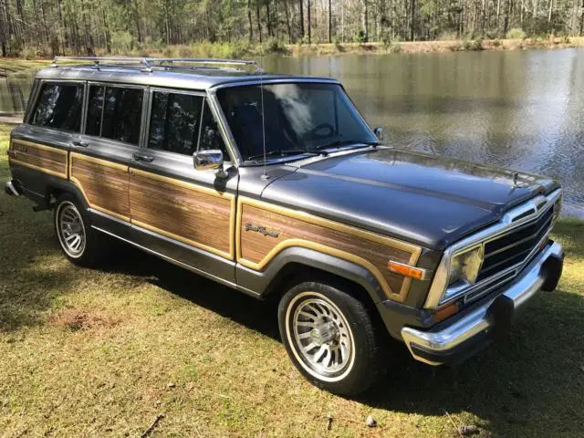 1989 Jeep Wagoneer