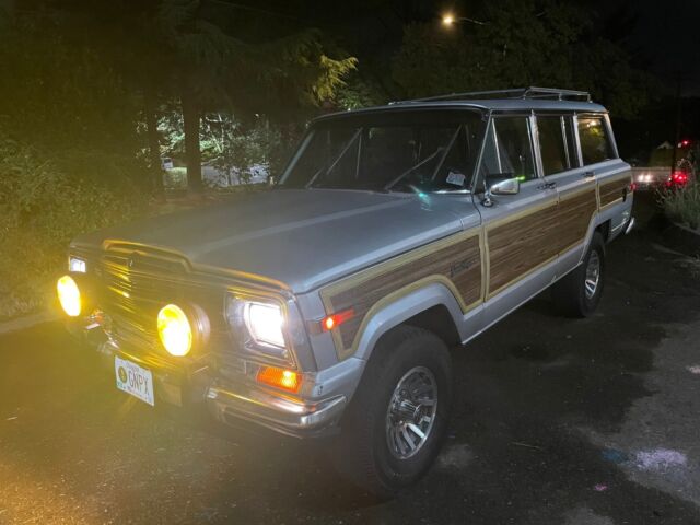 1989 Jeep Grand Wagoneer