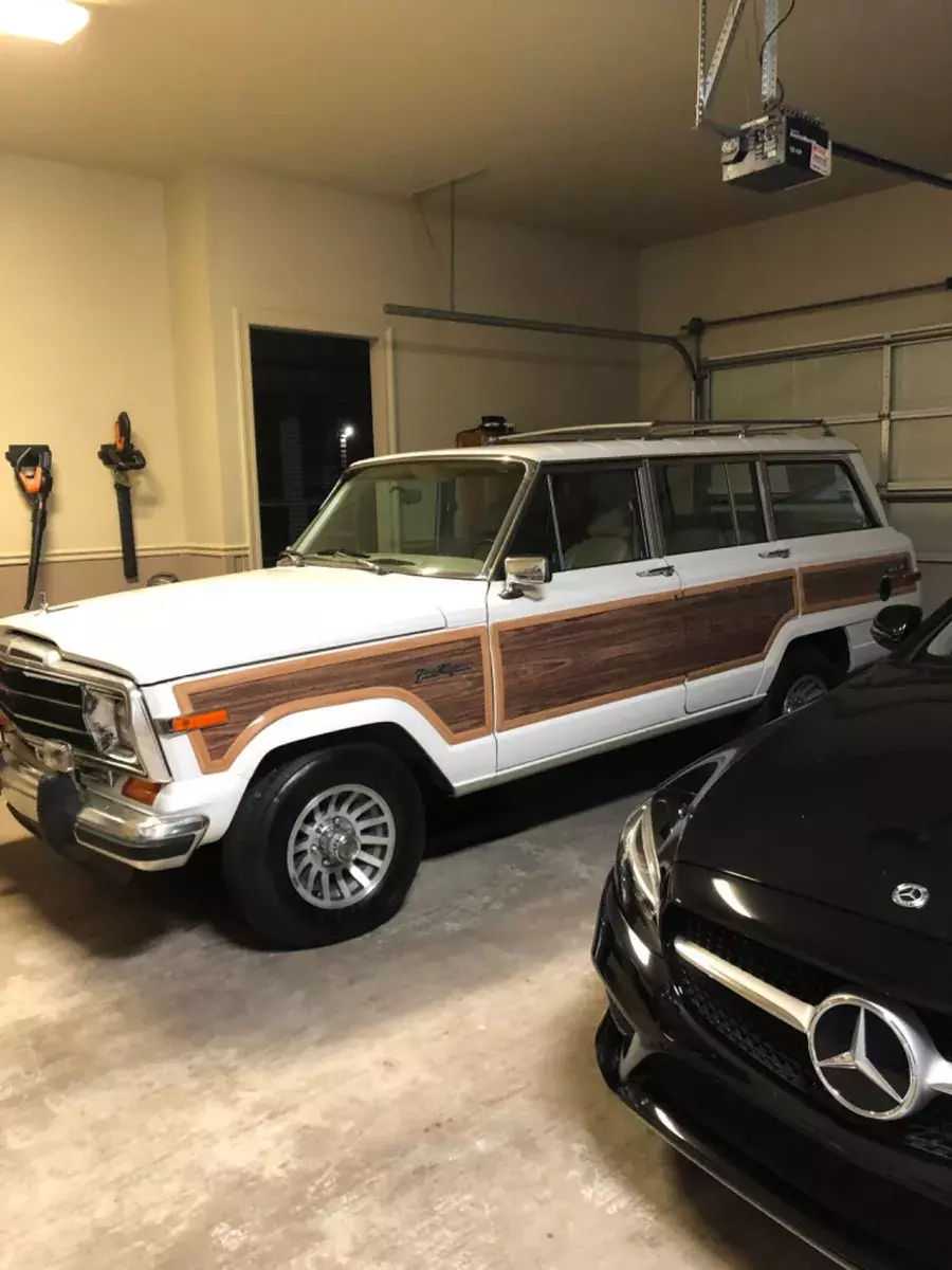 1989 Jeep Wagoneer