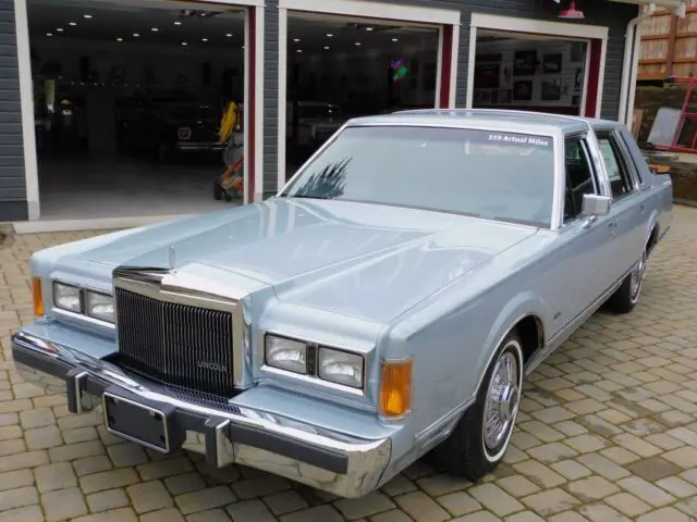 1989 Lincoln Town Car