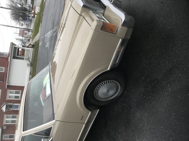 1989 Lincoln Continental