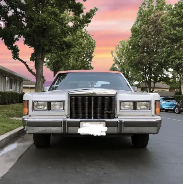 1989 Lincoln Town Car