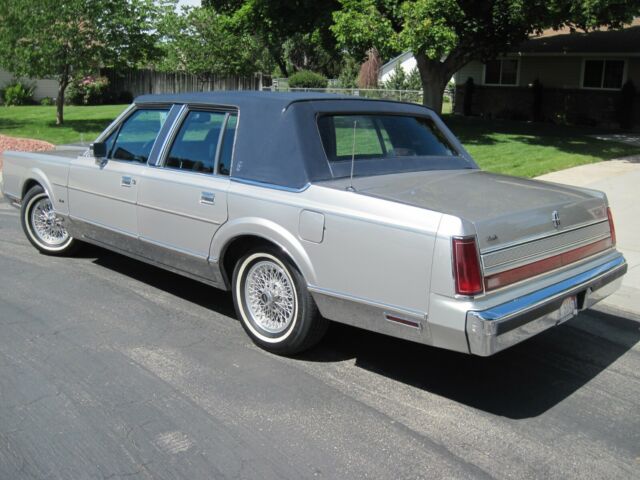 1989 Lincoln Town Car CARRIAGE ROOF