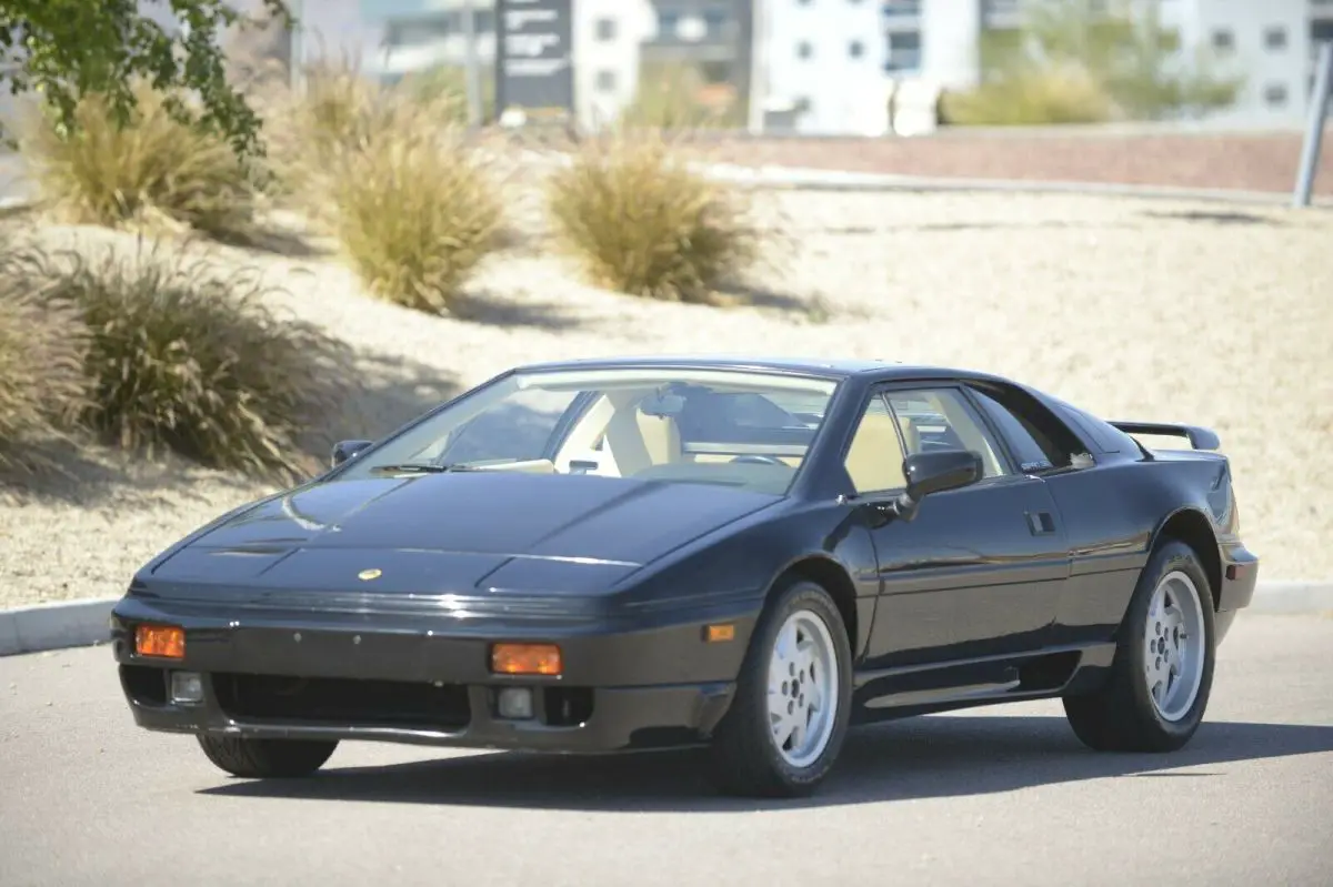 1989 Lotus Esprit COUPE