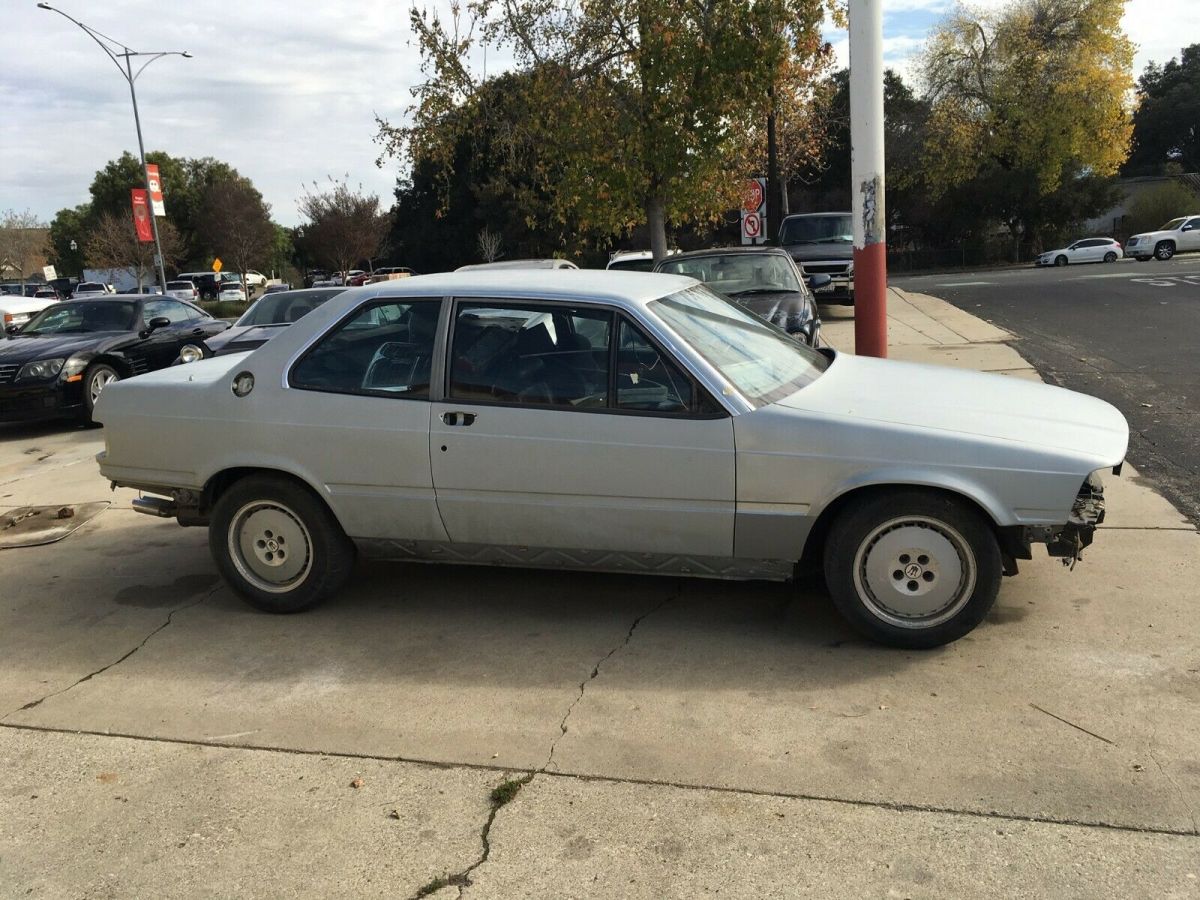 1989 Maserati 228i