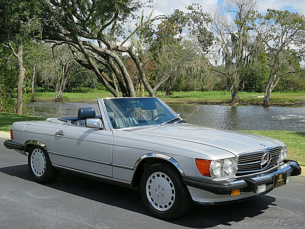 1989 Mercedes-Benz 500-Series Roadster Simply Beautiful! 2-Tops Low Miles