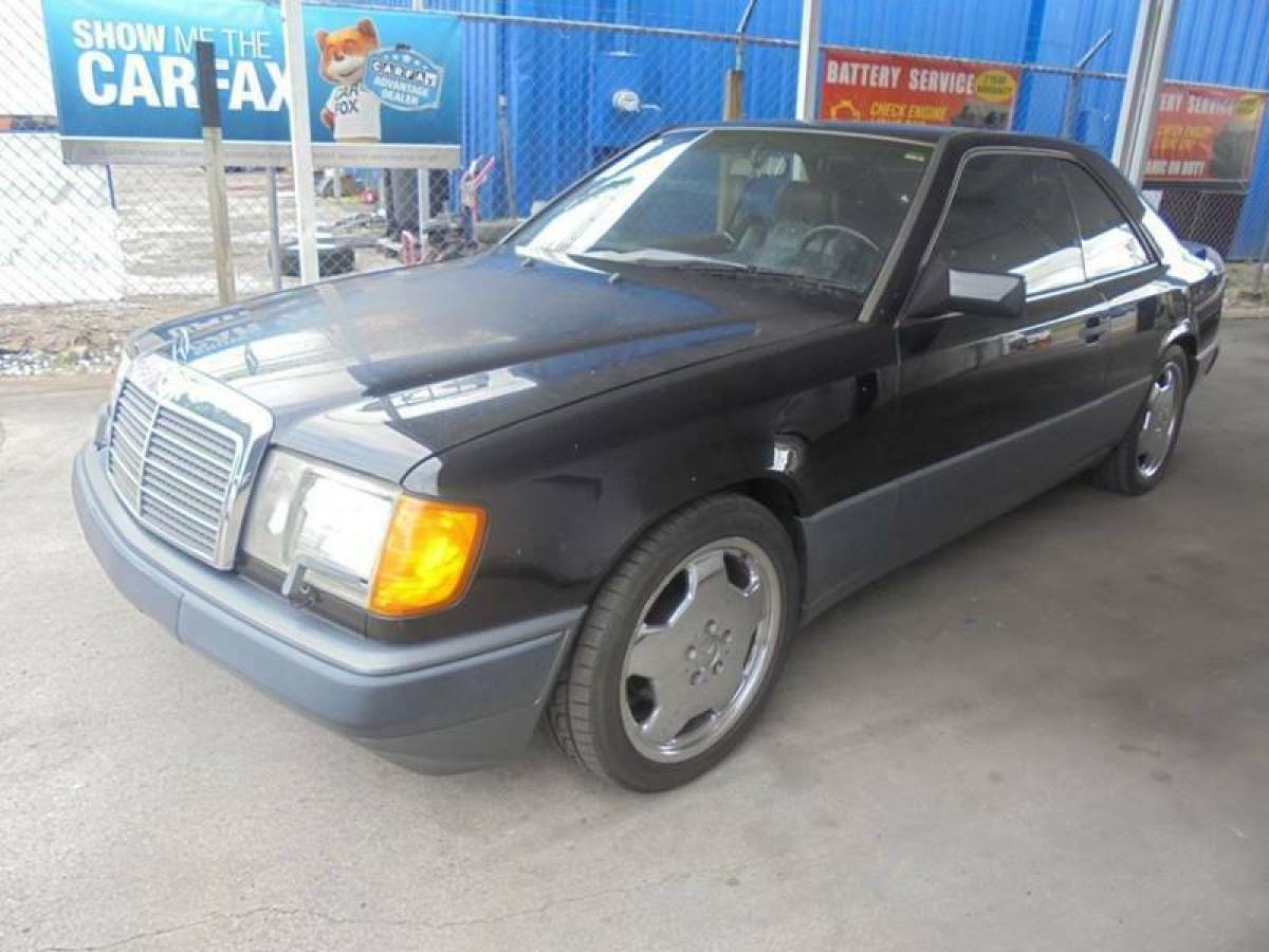 1989 Mercedes-Benz 300-Series 300 CE 2dr Coupe