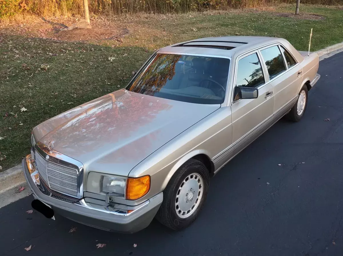 1989 Mercedes-Benz 300SEL SEL