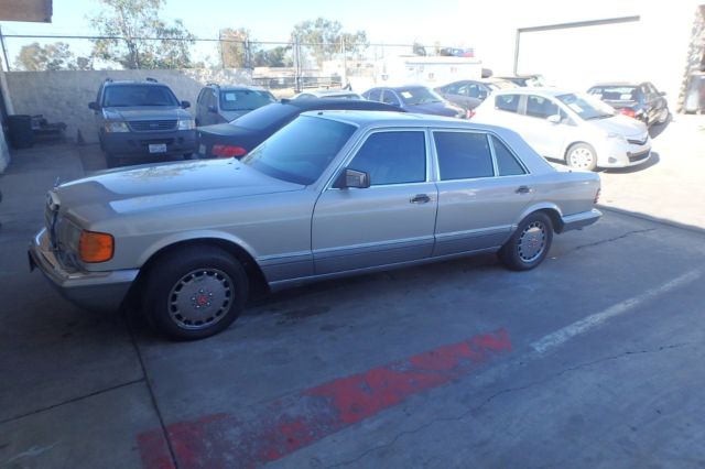 1989 Mercedes-Benz S-Class 1989 MERCEDES BENZ 240,000 MILES FLAWLESS