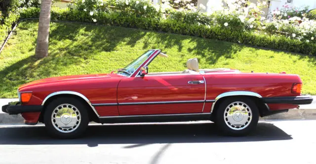 1989 Mercedes-Benz 500-Series 560SL