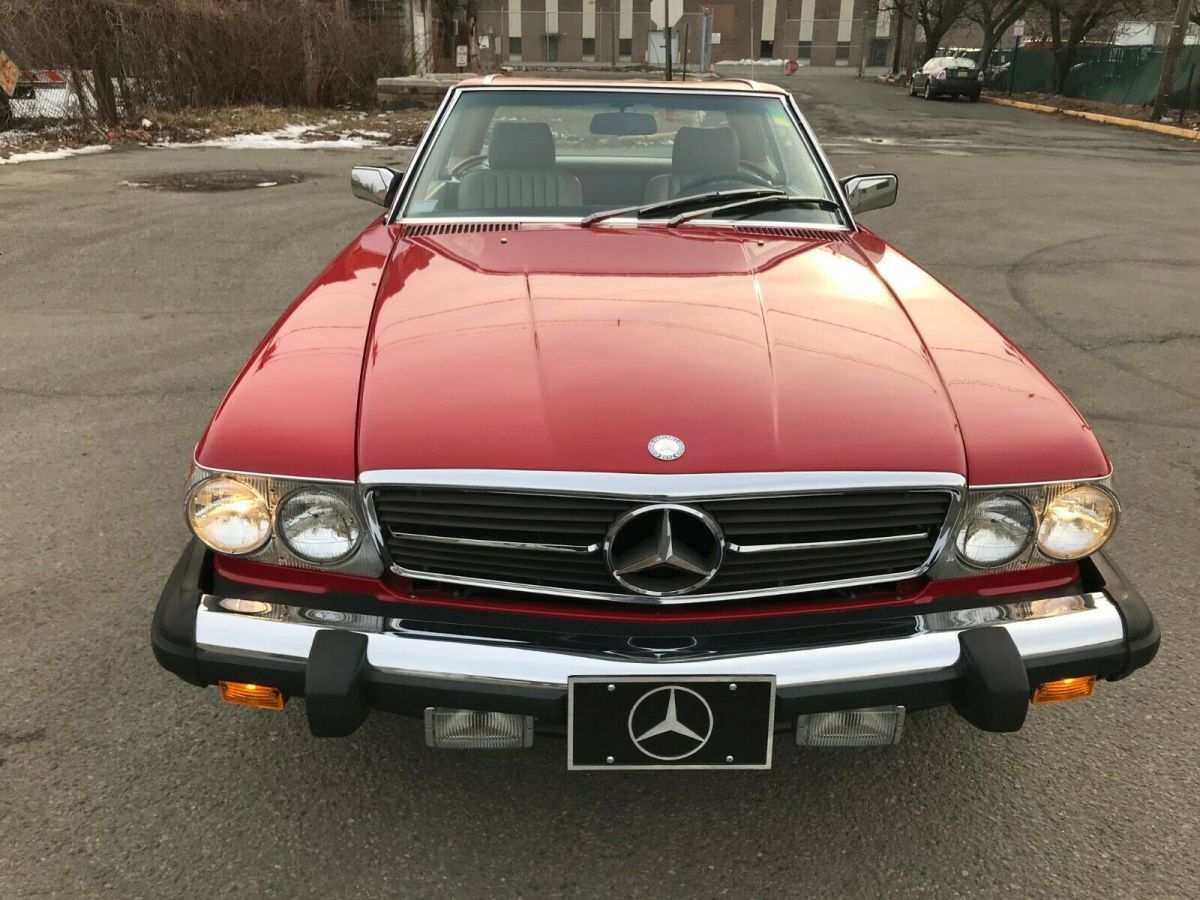 1989 Mercedes-Benz SL-Class 560SL